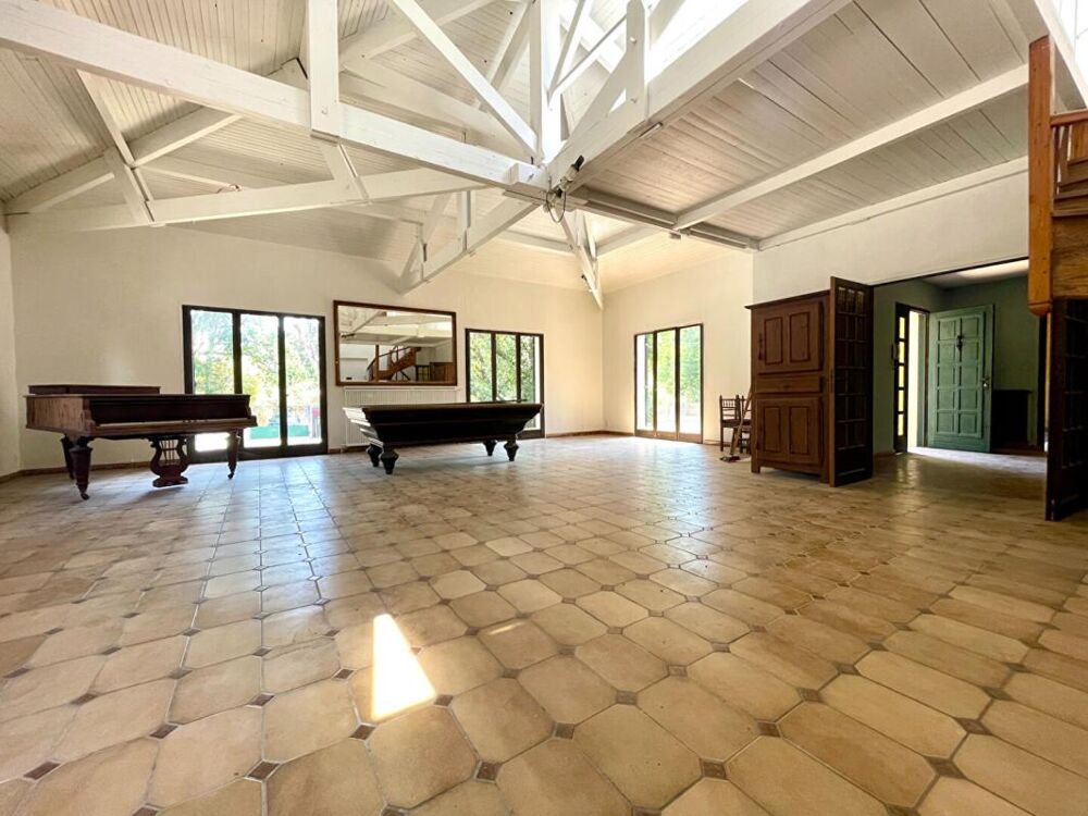 Vente Maison Maison Mérignac (proche golf / zoo Pessac) 7 pièce(s) 272 m2 + sous sol total Merignac