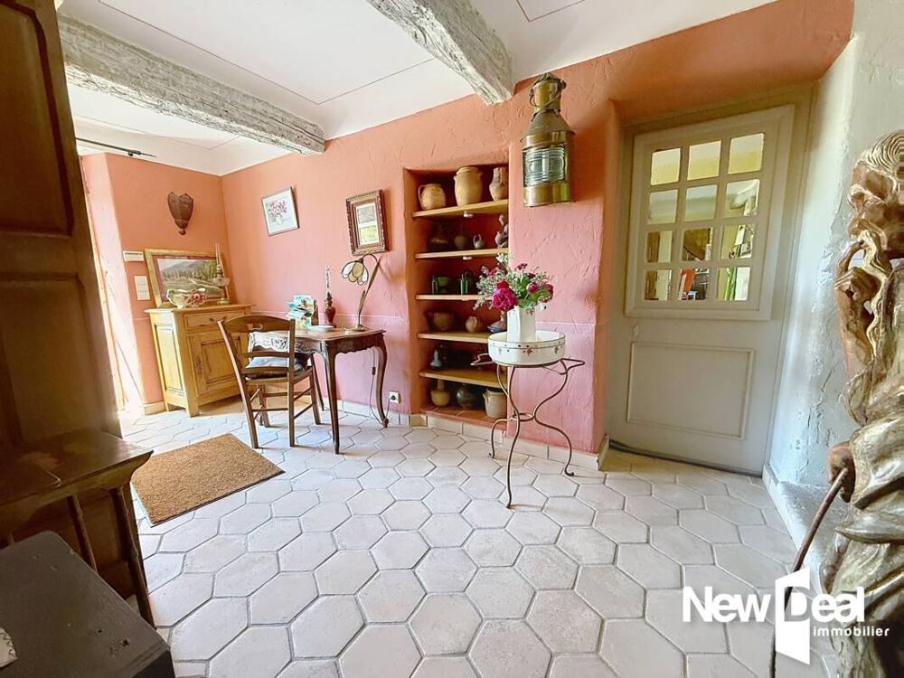 � vendre  Maison Tourrettes (83440)