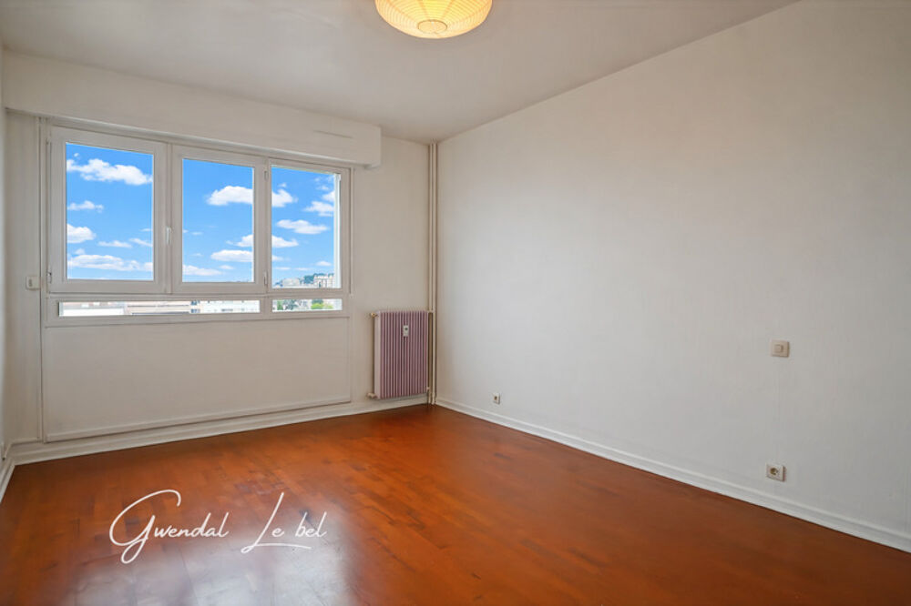Appartement T3 rénové de 70 m² Nîmes centre