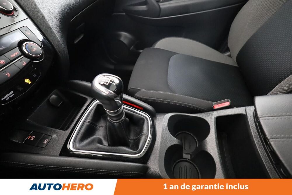 Qashqai 1.3 DIG-T N-Connecta 140 ch 2019 occasion 92130 Issy-les-Moulineaux