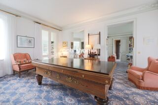  Propri�t�/ch�teau � vendre 14 pi�ces 351 m�