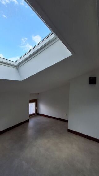  Appartement à louer 2 pièces 57 m²