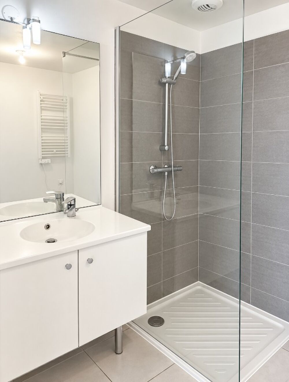 Location Appartement T2 avec balcon et parking à MARSEILLE Marseille 10