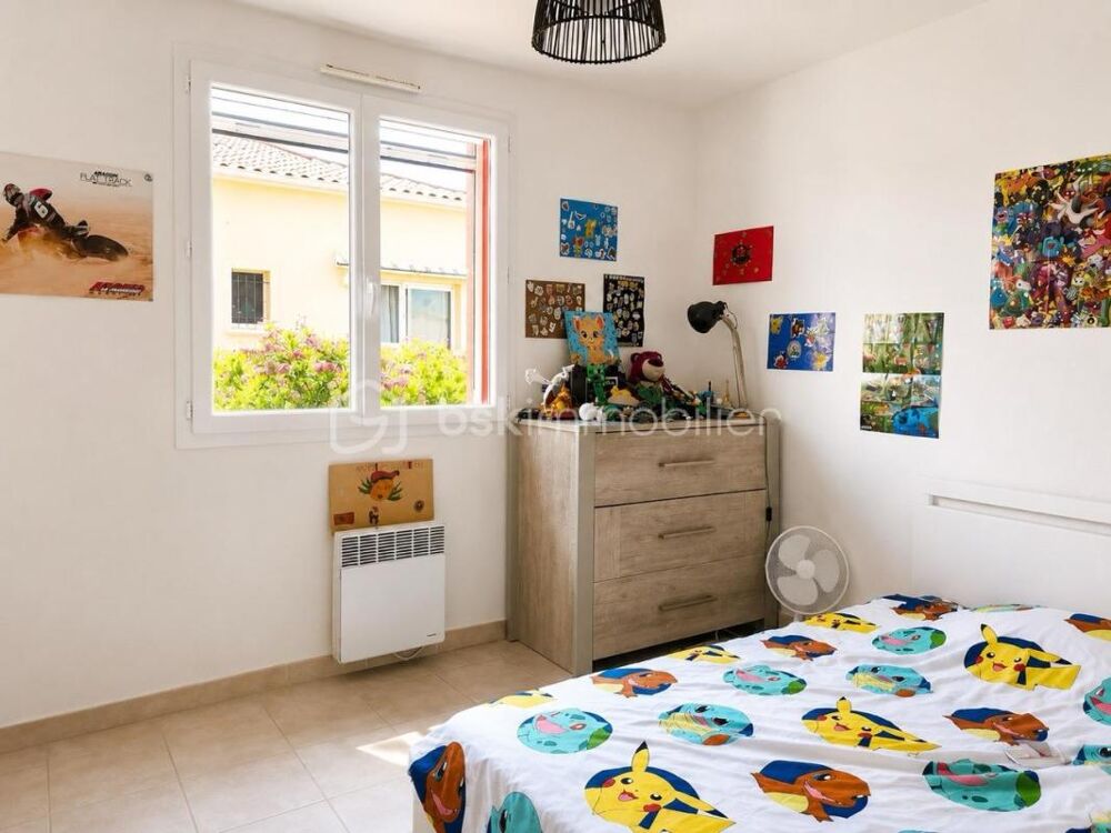 Vente Maison Sur un terrain d'angle de 236 m2, une maison de type 4 en R+1 de 95 m2 Frontignan