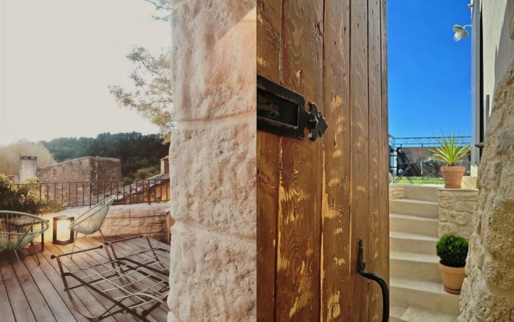 Ancienne bergerie à vendre 5 pièces à 25mn au nord d'AIX EN PROVENCE (13), 100 m2, terrasse et vue panoramique