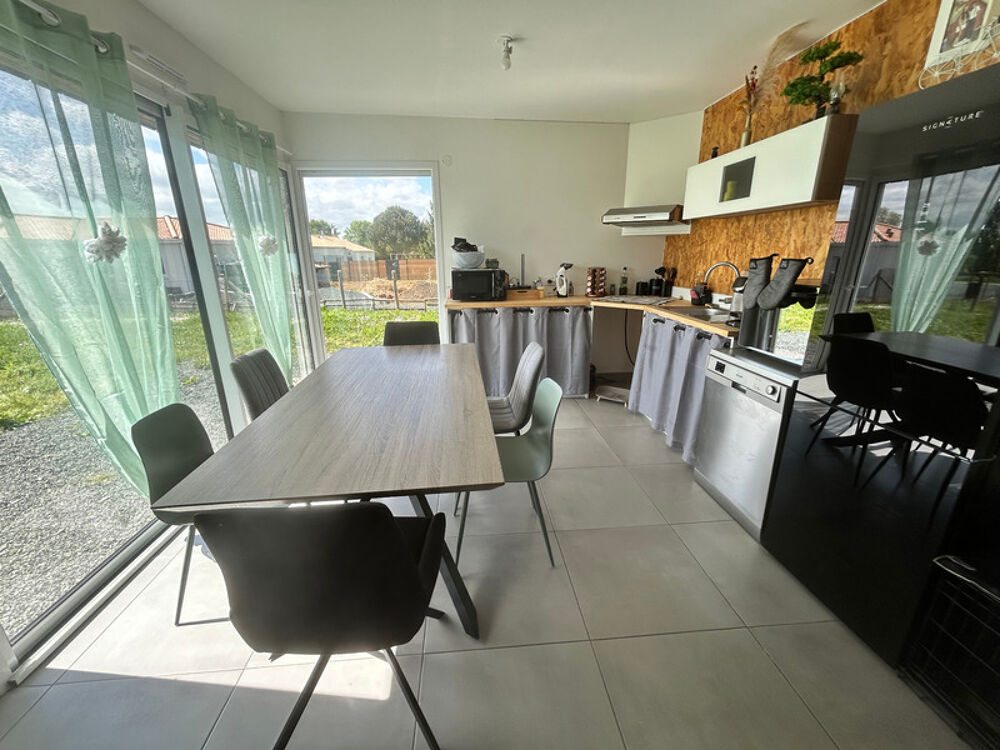 LA REORTHE (85210) VILLA BOIS PLAIN PIED 2022 + GARAGE ET ANNEXE SUR 766M² CLOS AVEC LOCATAIRES EN PLACE