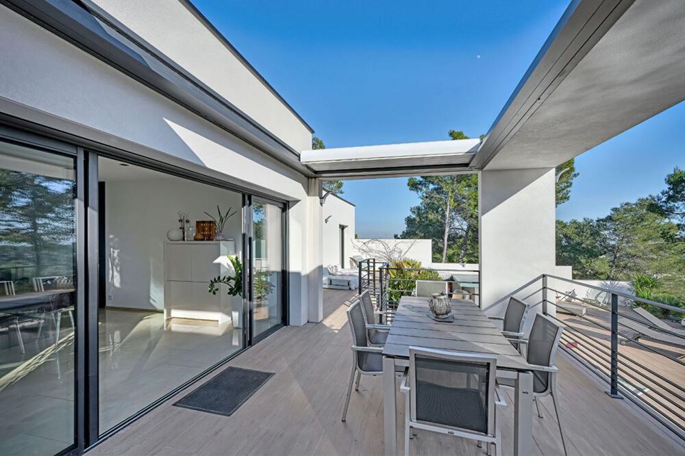  vendre  Proprit/chteau Nmes (30000)