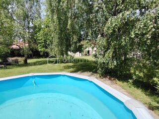  Maison à vendre 6 pièces 196 m²