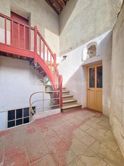   Maison de village � restaurer Maison - 10 pi�ce(s) - 200 m�