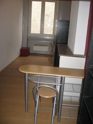  Appartement à louer 2 pièces 28 m²
