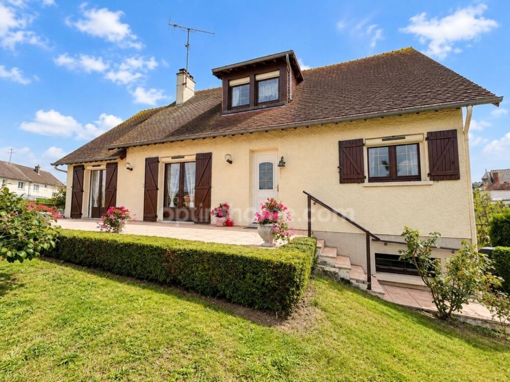 Vente Maison Maison de 6 pièces avec 4 chambres, double salon et sous-sol complet – Livarot Pays d'Auge (14140) Livarot pays d auge