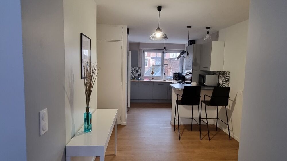 MAGNIFIQUE APPARTEMENT T3 de 77.73 m² + PK en hyper centre de TOURCOING