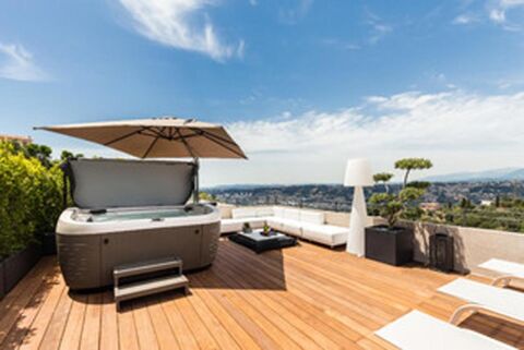   3 PI�CES de 70m� + UNE TERRASSE + PARKING - VEZIN-LE-COQUET Appartement - 3 pi�ce(s) - 70 m�