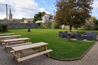  Maison à vendre 15 + pièces 950 m²