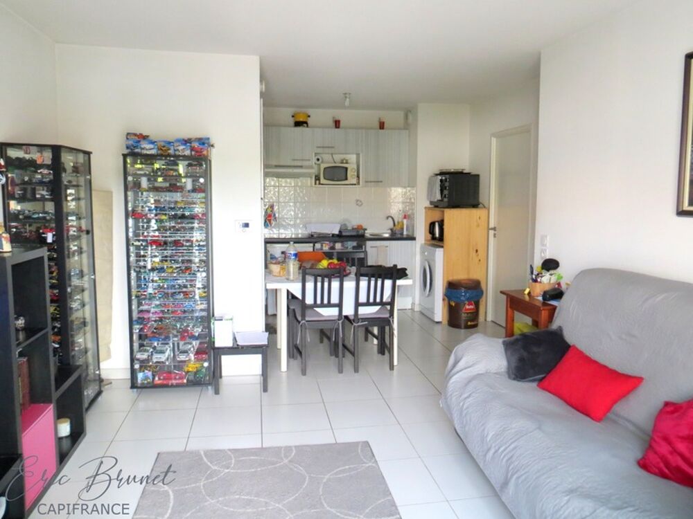 ANDERNOS-LES-BAINS - appartement T2 occupé - 1er et dernier étage - avec parking