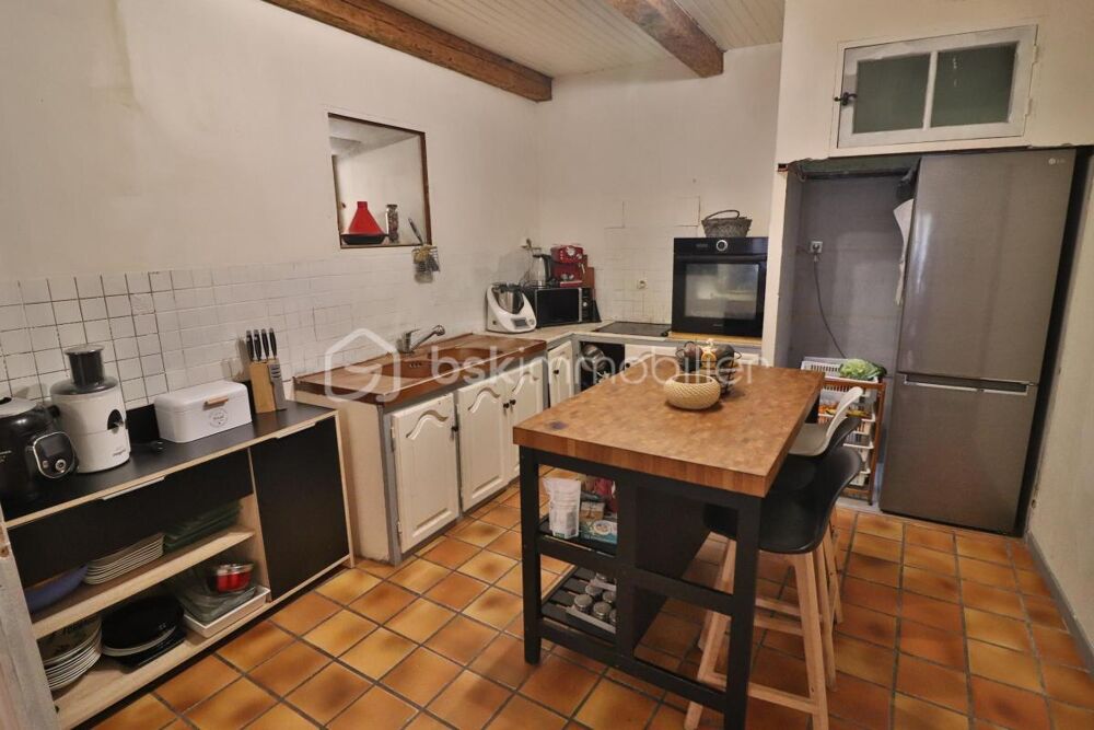 Maison de village 111m², 3 chambres, garage