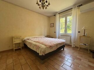 Vente Maison Saint-Rémy-de-Provence – Maison avec piscine, studio indépendant et terrain de 3 000 m² Saint remy de provence
