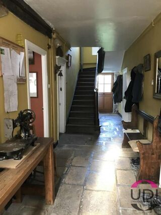  Maison  vendre 8 pices 235 m