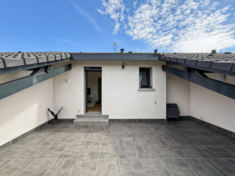 à vendre  Maison Prévessin-Moëns (01280)