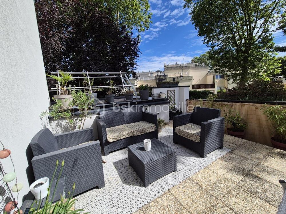 Grand appartement en triplex de 101 m2 avec grande terrasse !!