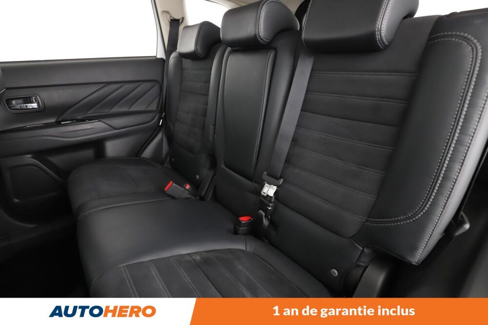 Outlander PHEV Twin Motor Intense 4WD 224 ch 2018 occasion 92130 Issy-les-Moulineaux