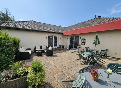 Murs & Fonds de commerce BAR-RESTAURANT &agrave; vendre proche NEUFCHATEAU (88) avec LICENCE  IV – 55 couverts – Parking 25 camions 285000 88300 Neufchateau