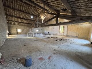  Maison � vendre 2 pi�ces 300 m�