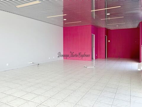   A vendre LHOMME (72),Local/bureau -Local commercial polyvalent en cœur de bourg 