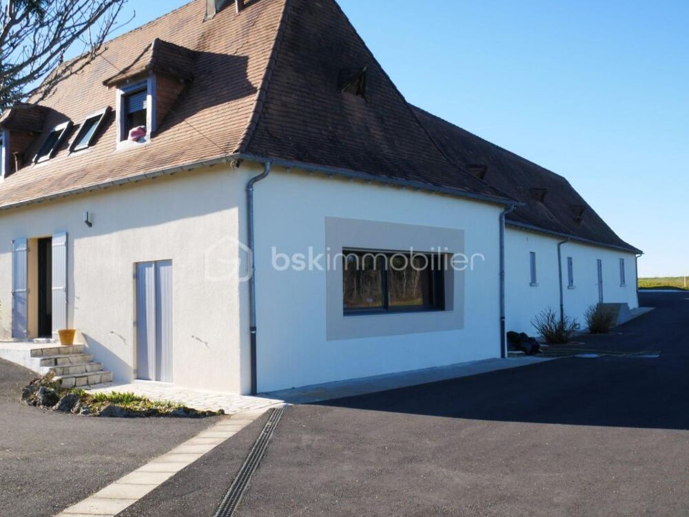 ANCIENNE FERME RÉNOVÉE