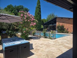  Maison à louer 6 pièces 175 m²