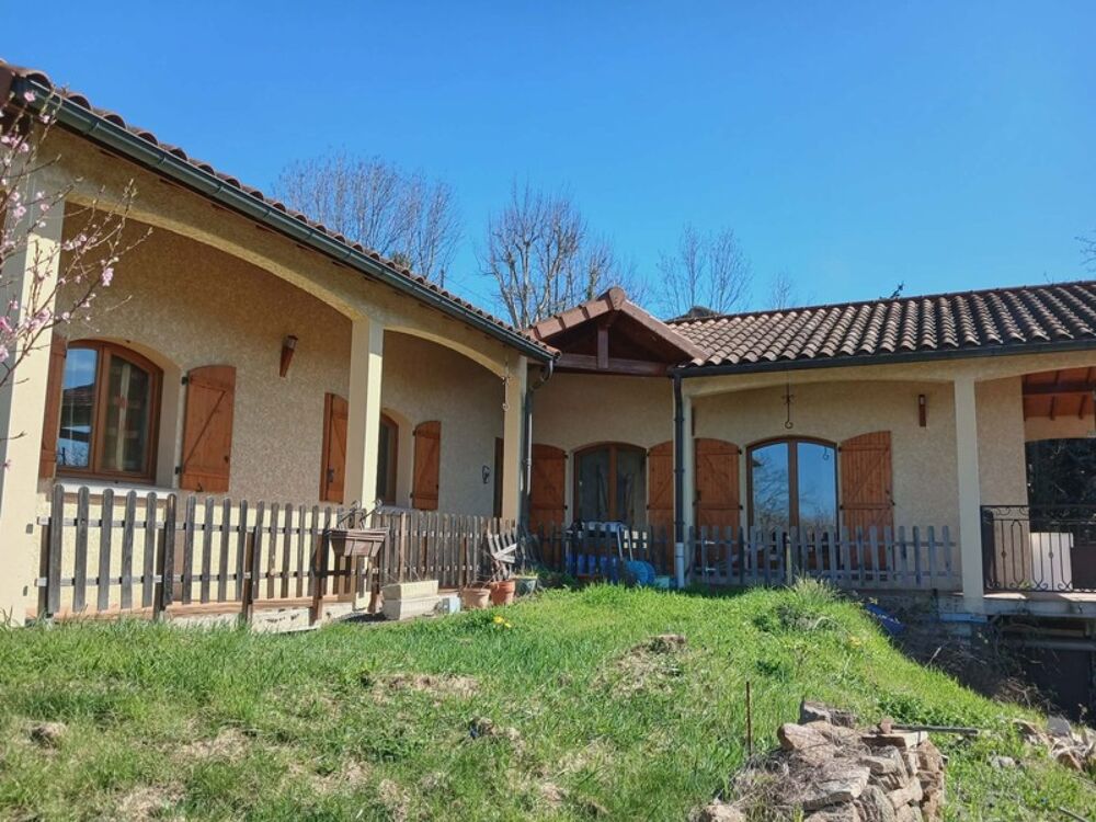 Vente Maison Superbe maison avec vue exceptionnelle à Vic le comte (63) Vic le comte