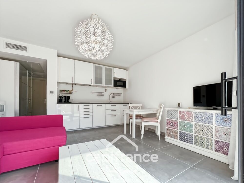 Appartement à vendre 1 pièces BORMES LES MIMOSAS (83), résidence standing, Terrasse sud + PARKING COUVERT + CAVE