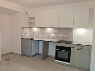  Appartement à louer 2 pièces 44 m²