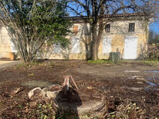  Immeuble à vendre 350 m² Saint savin