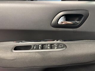 3008 1.6 HDi 115ch FAP BVM6 Style 2014 occasion 78200 Mantes La Jolie