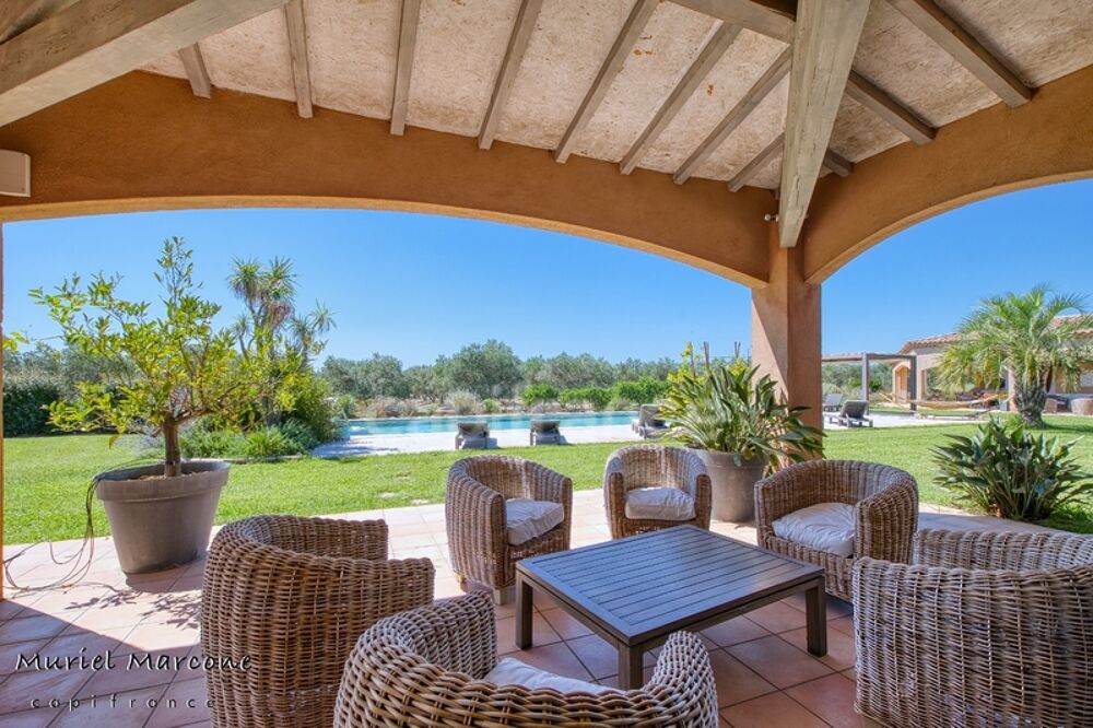 � vendre  Propri�t�/ch�teau Moules (13280)