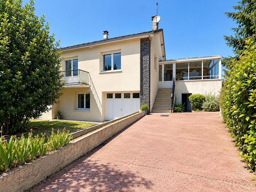 Investissement locatif - Maison individuelle avec 2 logements loués