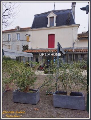  Maison  vendre 8 pices 200 m