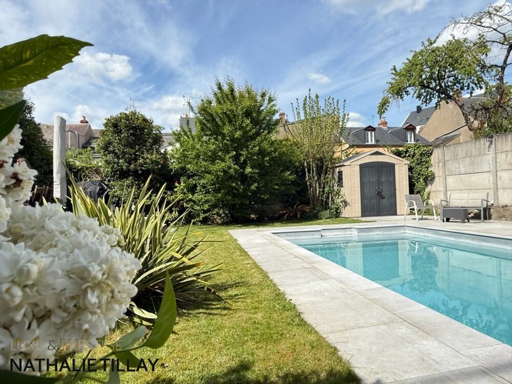 Orléans Dunois, Maison à vendre avec jardin, piscine et stationnements