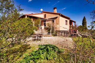  Propri�t�/ch�teau � vendre 7 pi�ces 230 m�