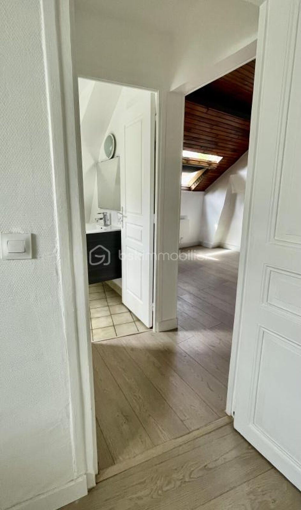 Coup de coeur ! T2 rénové - Petite copropriété - Quasi sans charges - Aucun travaux