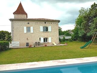  Propriété/château à vendre 9 pièces 213 m²