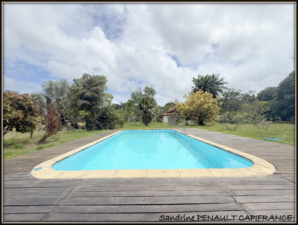Vente Maison A VENDRE A SINNAMARY UNE MAGNIFIQUE MAISON T6 DE 122 m² SUPERFICIE TERRAIN 3,5 HECTARES - AU PRIX DE 249 000 € Sinnamary