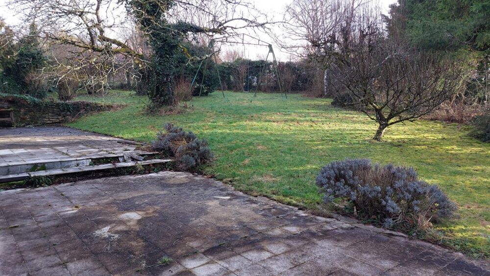 Maison Polaincourt Et Clairefontaine 10 pièce(s) 331 m2 jardin, piscine