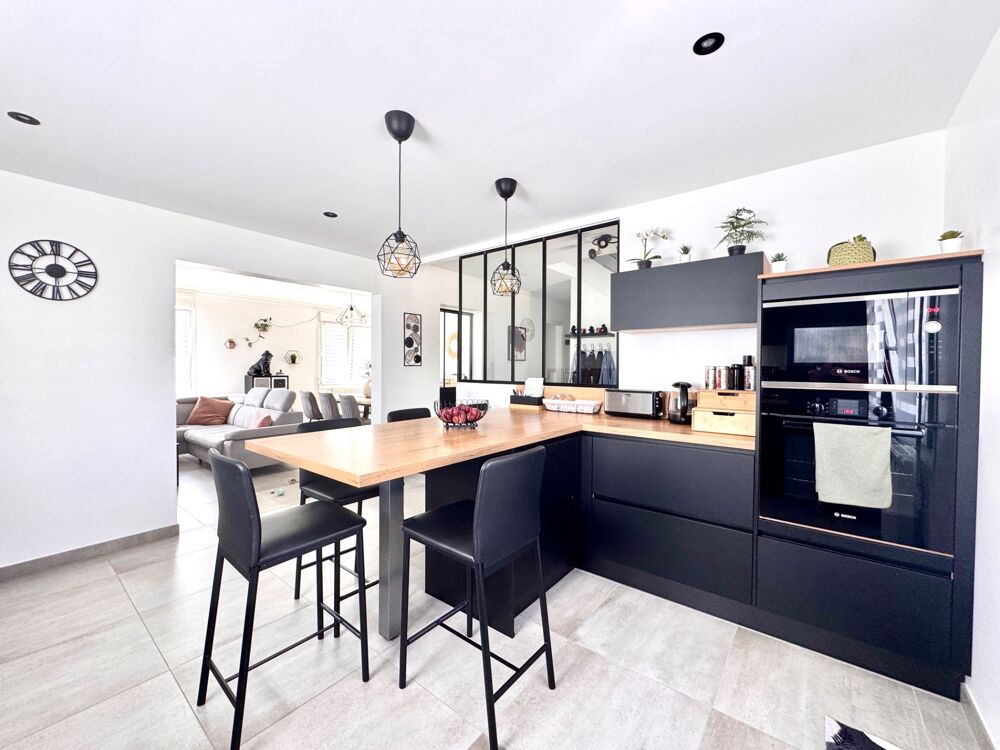 Maison à vendre 7 pièces PLOUEDERN (29)