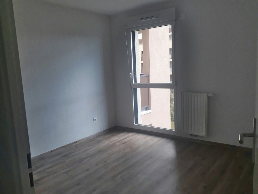 Location Appartement T3 avec balcon et parking à AIX EN PROVENCE Aix en provence