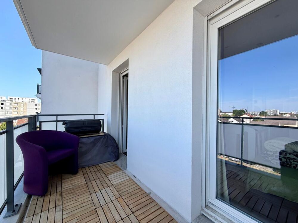 Magnifique 3 pièces traversant de 71 m² avec balcon, loggia et cave