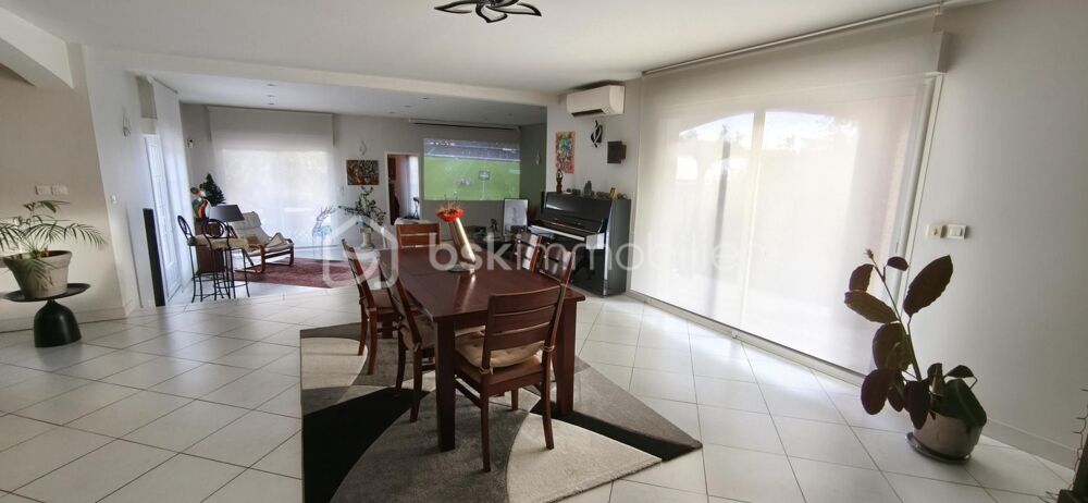 à vendre  Propriété/château Launaguet (31140)