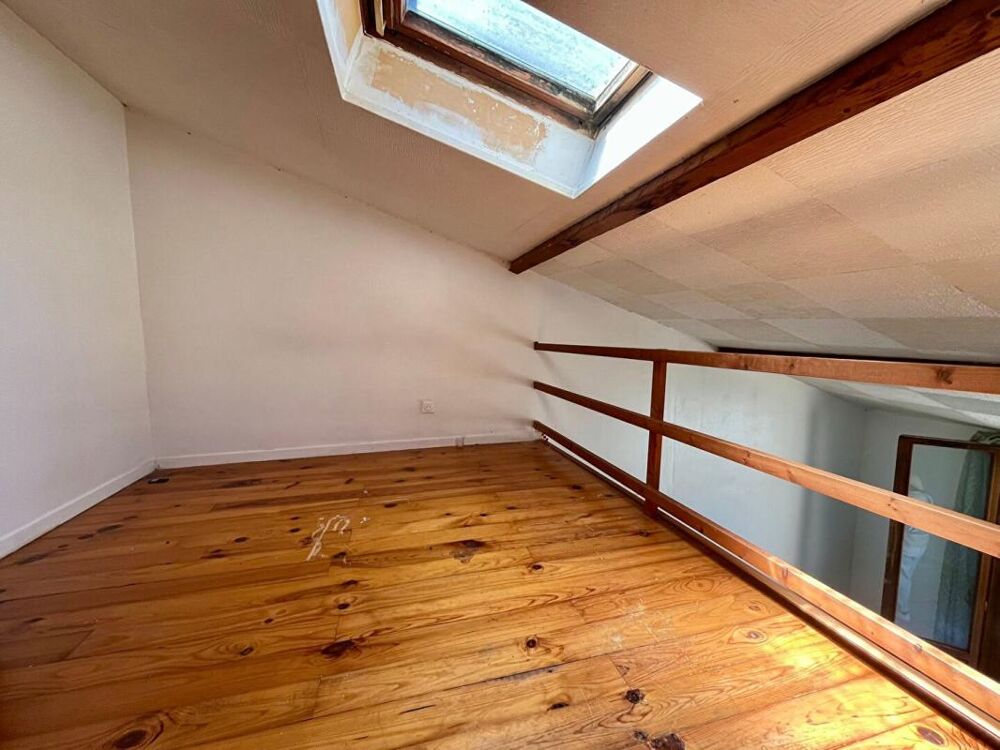 Appartement esprit "maisonnette" avec exterieur et garage