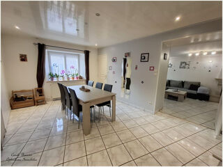  Immeuble � vendre 425 m�